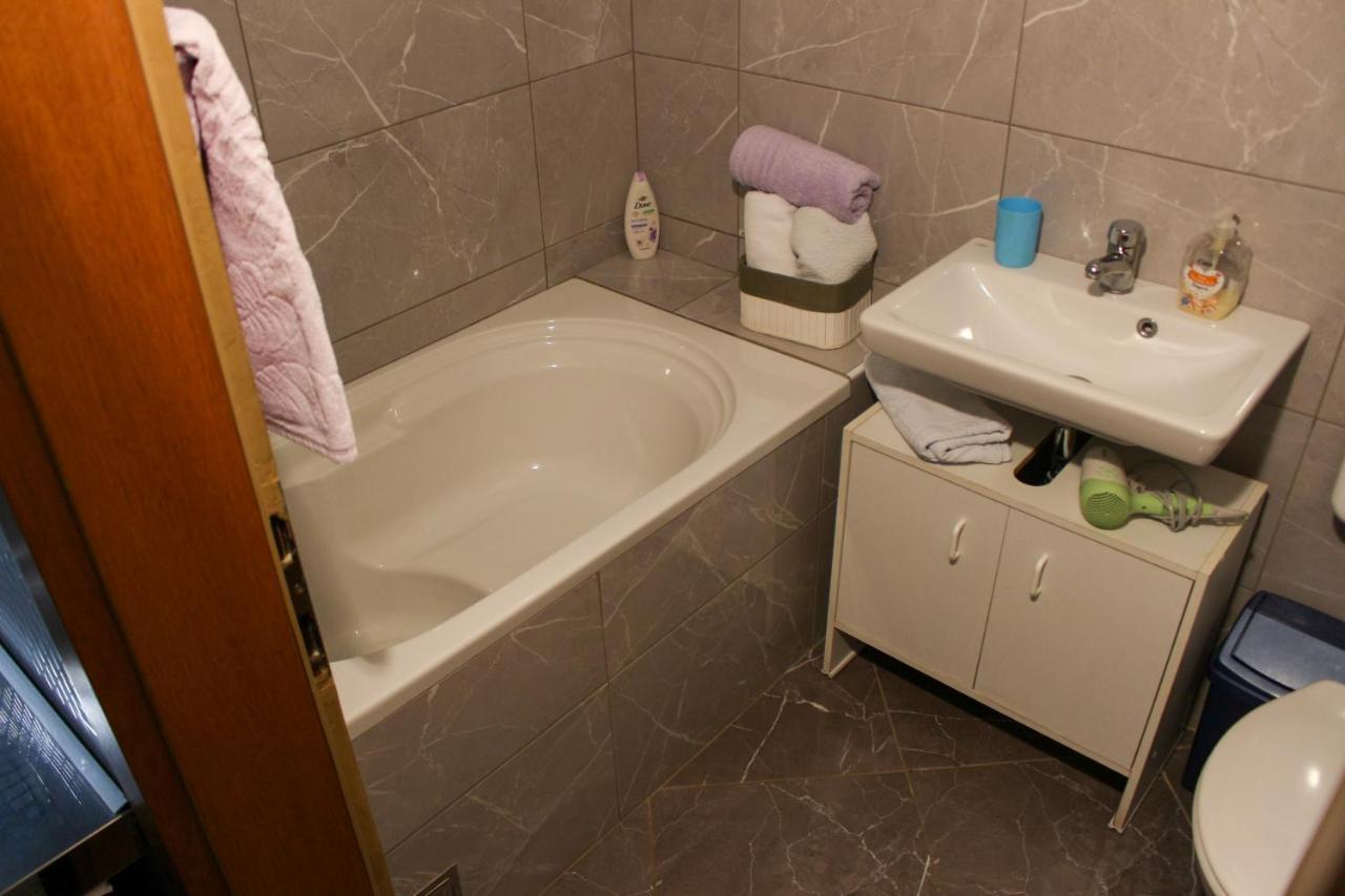 Apartments M&R Spadina Vodice Zewnętrze zdjęcie